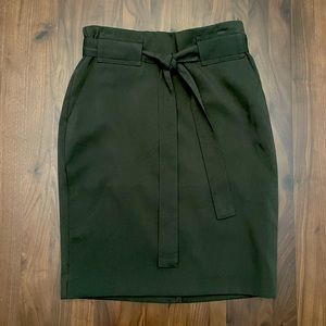 NWT Banana Republic black suiting skirt